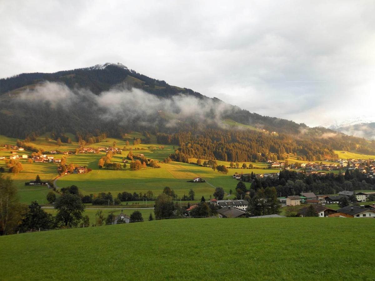 Appartamento Haus Waldhof Brixen im Thale Esterno foto